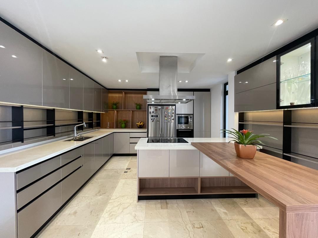 Luxury House in Urb La Villa-Valencia